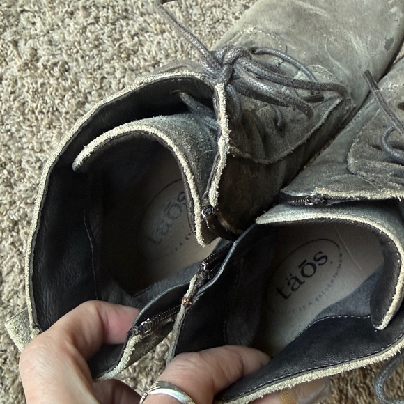 Taos distressed charcoal grey lace-up boots, women’s EU sz. 39/ US 8.5, perfect - Picture 8 of 11